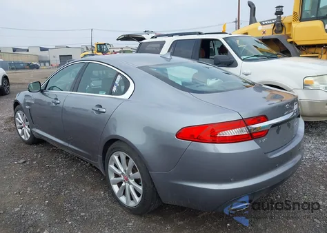 2014 Jaguar Xf 3.0L z USA, uszkodzony, nr VIN SAJXJ0EF8E8U11441